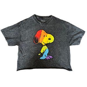Peanuts Women’s Cropped T Shirt Rainbow Pride Snoopy Size Medium